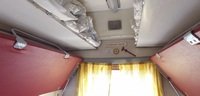 Где аварийные окна в поезде